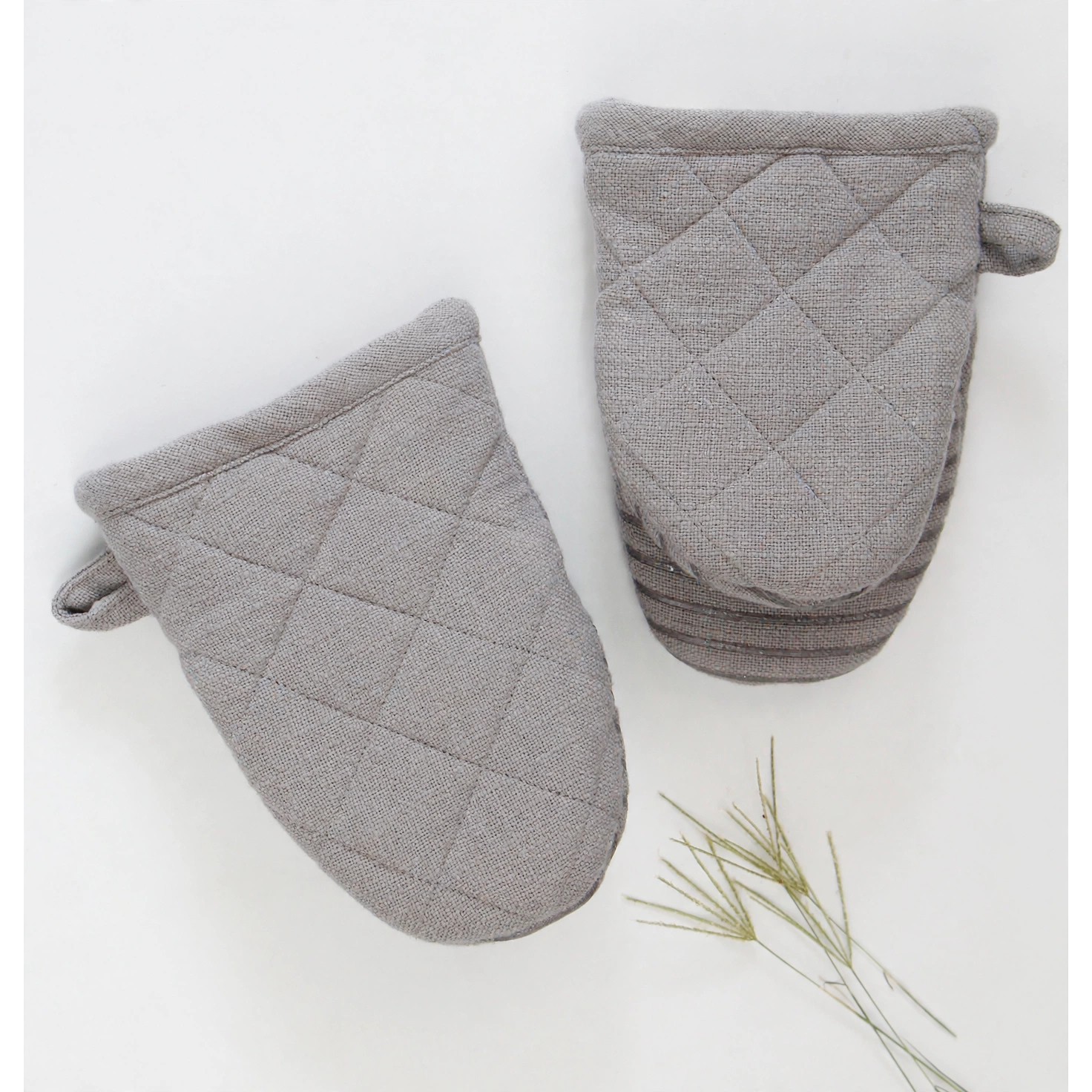 Mini Cotton Oven Mitts With Non-Slip Grip