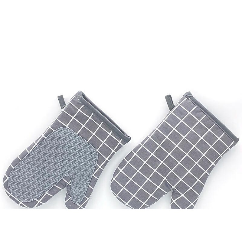 Non-Slip Silicone and Cotton Oven Mitts