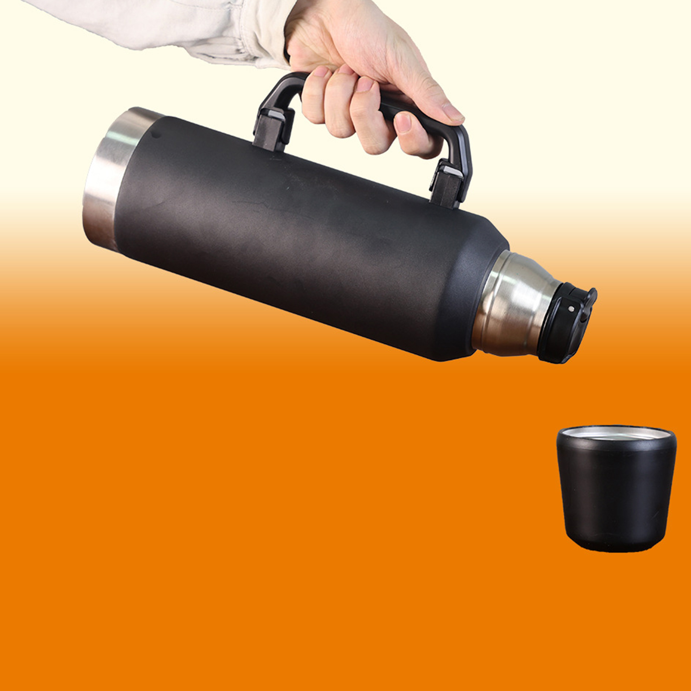 Large Capacity Stainless Steel Thermos Bottle With Handle
